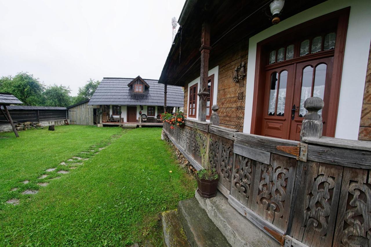 Villa Casa Bunicii Din Bucovina Vama  Exterior foto